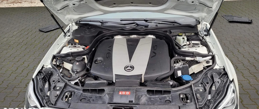 Mercedes-Benz CLS cena 110000 przebieg: 75000, rok produkcji 2012 z Pakość małe 254